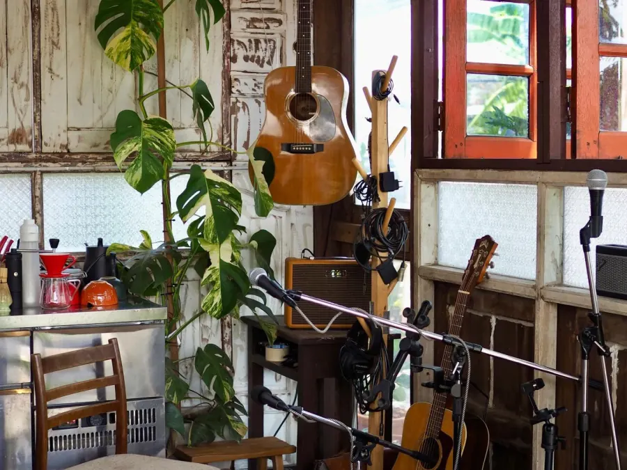 เครื่องดื่มกาแฟเมล็ดไทยพรีเมียม คาเฟ่ The Singing Leaf ใบไม้ขับขาน